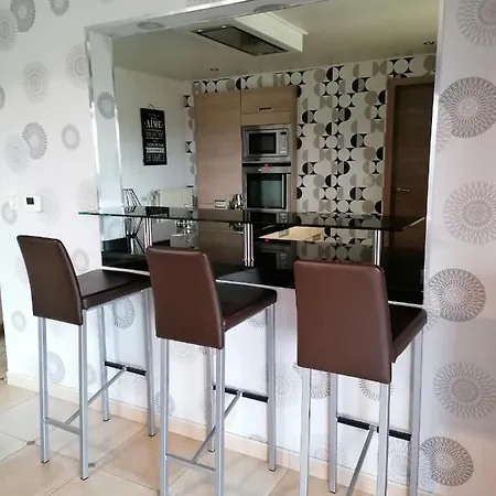 Le Clos Du Montys Villa