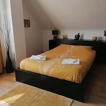 Le Clos Du Montys Villa