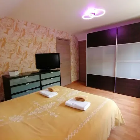 Le Clos Du Montys Vila Louveigné