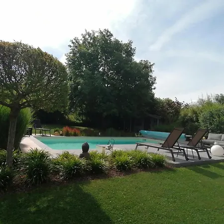 וילה Le Clos Du Montys *