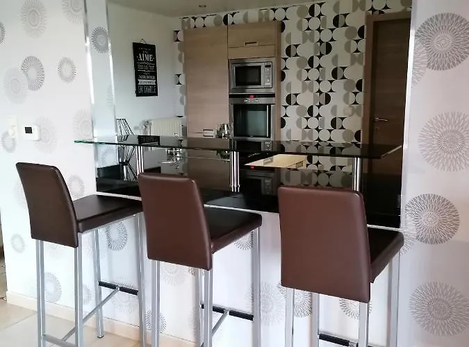 Le Clos Du Montys Villa